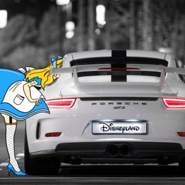 Stampa "Cenerentola" su tela o carta: eleganza fiabesca e dettagli raffinati per portare magia e raffinatezza in salotto, camera o ufficio. Disponibile in finiture premium, ideale come regalo memorabile.